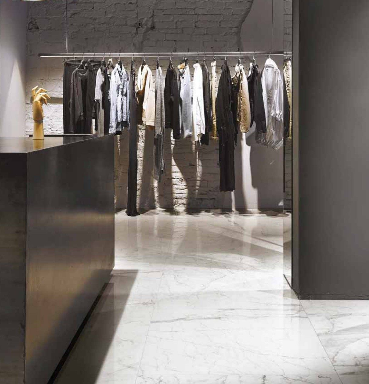 FLORIM ANTIQUE GHOST MARBLE
